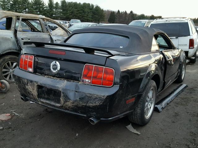 1ZVHT85H865248626 - 2006 FORD MUSTANG GT BLACK photo 4