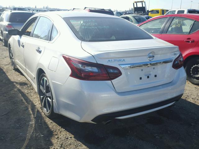 1N4AL3AP9HC136197 - 2017 NISSAN ALTIMA 2.5 WHITE photo 3