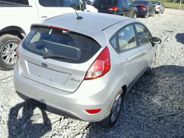 3FADP4EJ2GM191150 - 2016 FORD FIESTA SE SILVER photo 4