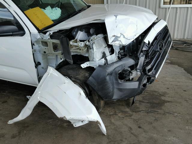 5TFRX5GN8HX081155 - 2017 TOYOTA TACOMA ACC WHITE photo 9