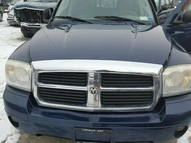 1D7HW48N06S641368 - 2006 DODGE DAKOTA QUA BLUE photo 7