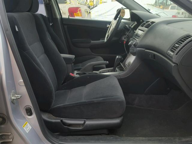 1HGCM56775A015505 - 2005 HONDA ACCORD EX SILVER photo 5