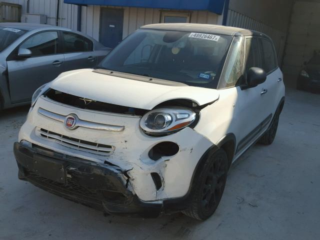 ZFBCFADH5FZ031575 - 2015 FIAT 500L TREKK WHITE photo 2