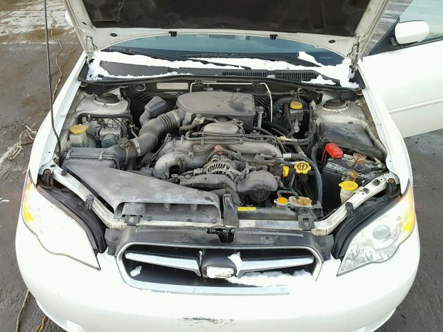 4S3BL626767218327 - 2006 SUBARU LEGACY 2.5 WHITE photo 7