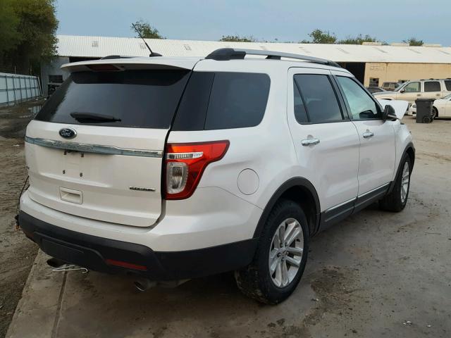 1FM5K7D80DGB06398 - 2013 FORD EXPLORER X WHITE photo 4