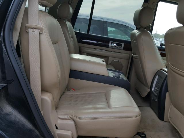 5LMFU27545LJ00404 - 2005 LINCOLN NAVIGATOR Қара фото 6