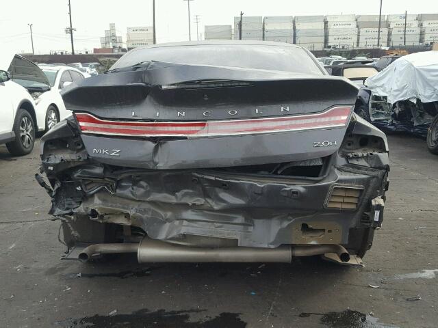 3LN6L2LU7FR600966 - 2015 LINCOLN MKZ HYBRID GRAY photo 9