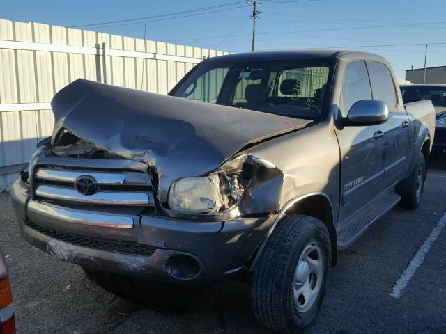 5TBET34166S558287 - 2006 TOYOTA TUNDRA DOU GRAY photo 2