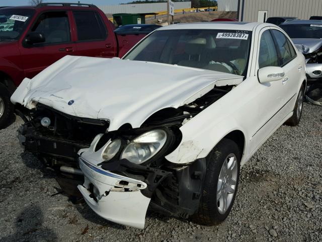 WDBUF65J74A595240 - 2004 MERCEDES-BENZ E 320 WHITE photo 2