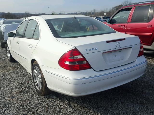 WDBUF65J74A595240 - 2004 MERCEDES-BENZ E 320 WHITE photo 3