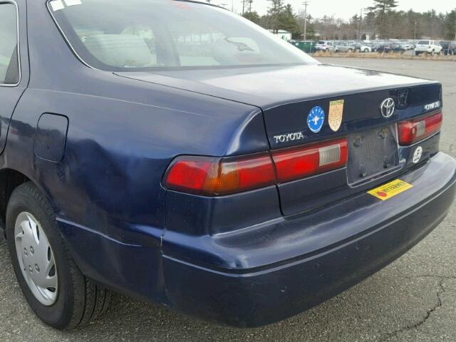 JT2BG22K6X0309814 - 1999 TOYOTA CAMRY LE ლურჯი ფოტო 9