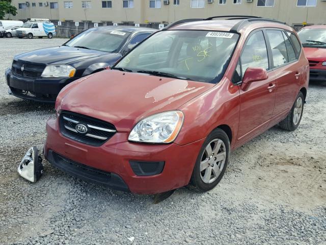 KNAFG526187128865 - 2008 KIA RONDO LX RED photo 2