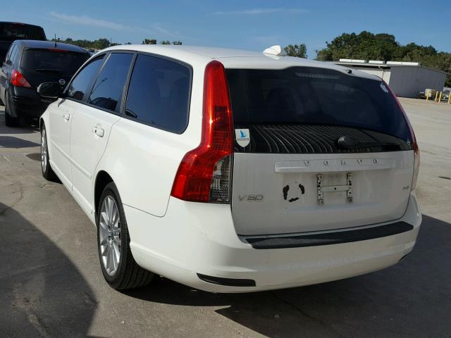 YV1382MWXA2532680 - 2010 VOLVO V50 2.4I WHITE photo 3