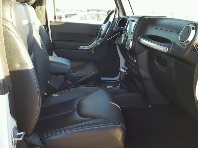 1C4AJWBGXFL635572 - 2015 JEEP WRANGLER S 白色 照片 5