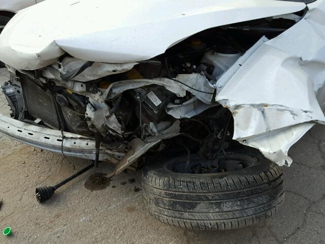 JF2SHADC6DH421418 - 2013 SUBARU FORESTER 2 WHITE photo 9