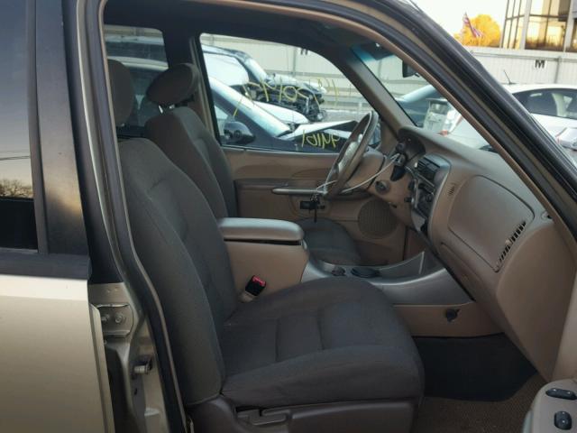 1FMZU77E61UC04023 - 2001 FORD EXPLORER S 金色 照片 5