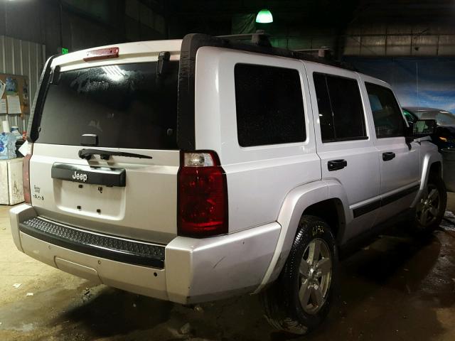 1J8HG48K96C272204 - 2006 JEEP COMMANDER SILVER photo 4