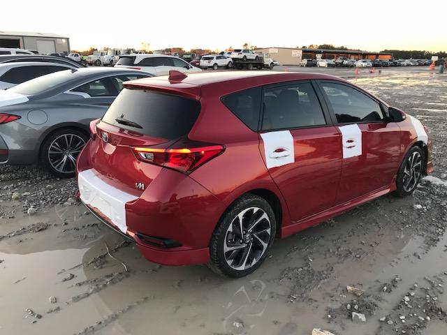 JTNKARJE8HJ546311 - 2017 TOYOTA COROLLA IM RED photo 4