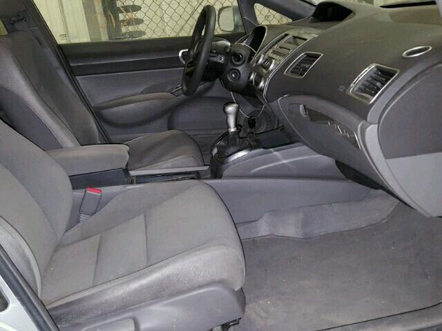 2HGFA15306H026121 - 2006 HONDA CIVIC DX SILVER photo 5