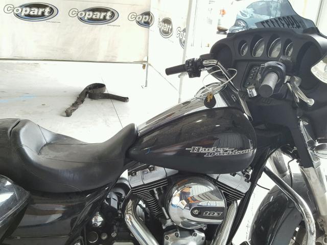 1HD1KBM15EB696300 - 2014 HARLEY-DAVIDSON FLHX STREE BLACK photo 5