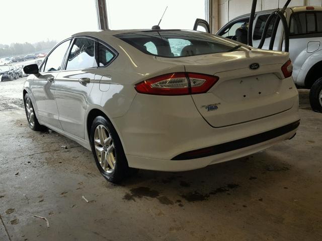 3FA6P0H72DR237494 - 2013 FORD FUSION SE WHITE photo 3