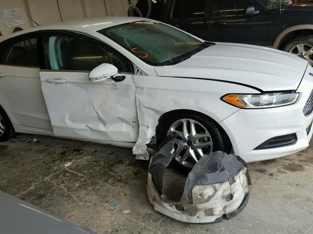 3FA6P0H72DR237494 - 2013 FORD FUSION SE WHITE photo 9