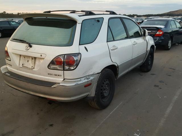 JTJHF10U710173653 - 2001 LEXUS RX 300 WHITE photo 4