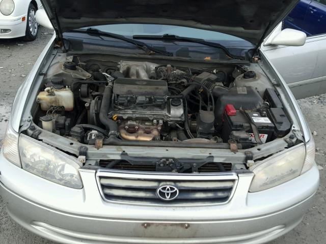 4T1BF22K81U958732 - 2001 TOYOTA CAMRY LE SILVER photo 7