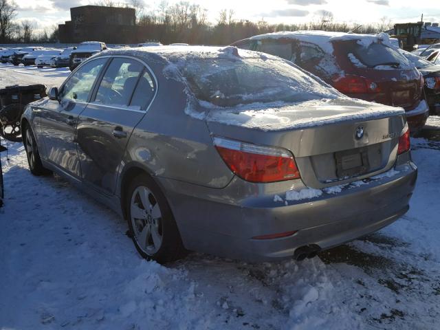 WBANV13528BZ47865 - 2008 BMW 528 XI GRAY photo 3