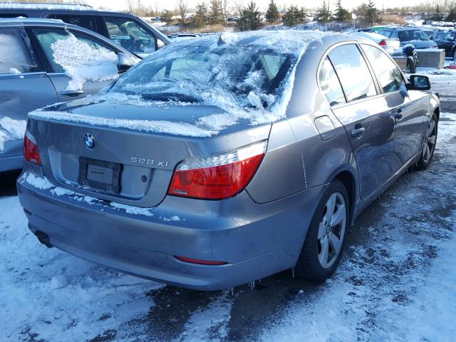 WBANV13528BZ47865 - 2008 BMW 528 XI GRAY photo 4