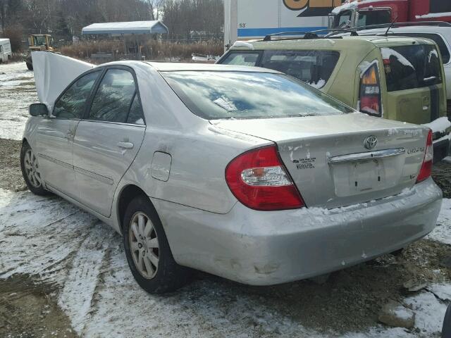 4T1BF30K14U585594 - 2004 TOYOTA CAMRY LE ვერცხლისფერი ფოტო 3