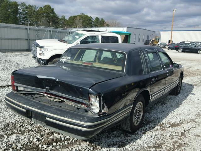 1LNLM81W3RY663219 - 1994 LINCOLN TOWN CAR E BLACK photo 4