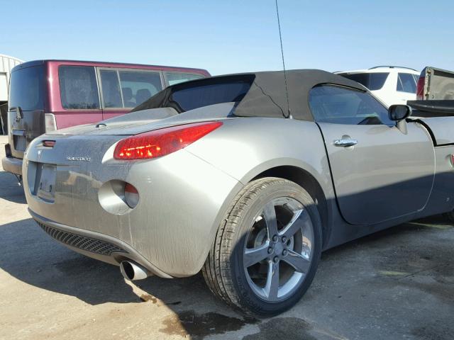 1G2MB35B06Y115171 - 2006 PONTIAC SOLSTICE GRAY photo 6