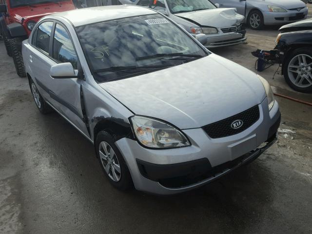 KNADE123886421714 - 2008 KIA RIO BASE SILVER photo 1