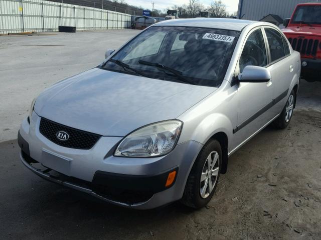 KNADE123886421714 - 2008 KIA RIO BASE SILVER photo 2