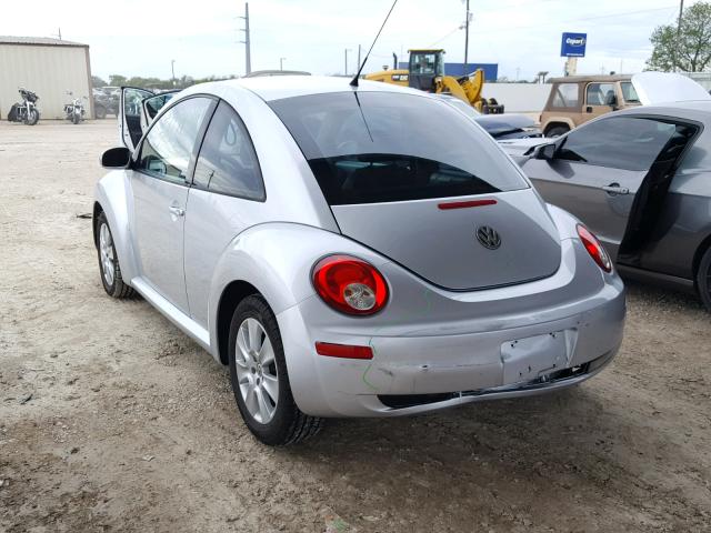 3VWPW31C98M502390 - 2008 VOLKSWAGEN NEW BEETLE 银色 照片 3