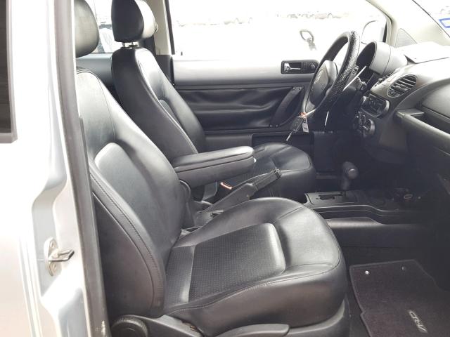 3VWPW31C98M502390 - 2008 VOLKSWAGEN NEW BEETLE 银色 照片 5