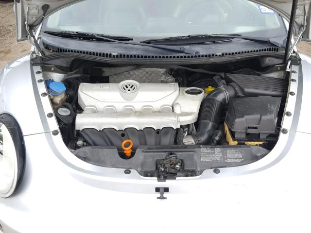 3VWPW31C98M502390 - 2008 VOLKSWAGEN NEW BEETLE 银色 照片 7