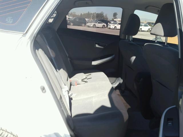 JTDKN3DU2D1728086 - 2013 TOYOTA PRIUS WHITE photo 6