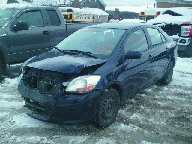 JTDBT923084023343 - 2008 TOYOTA YARIS BLUE photo 2