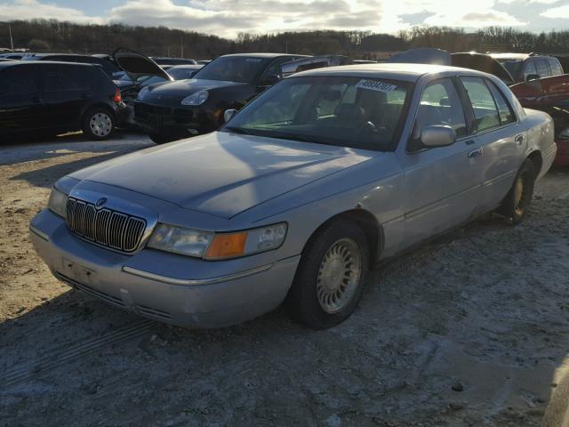 2MEFM75W3WX610892 - 1998 MERCURY GRAND MARQ GRAY photo 2