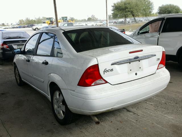 1FAFP38341W163096 - 2001 FORD FOCUS ZTS WHITE photo 3