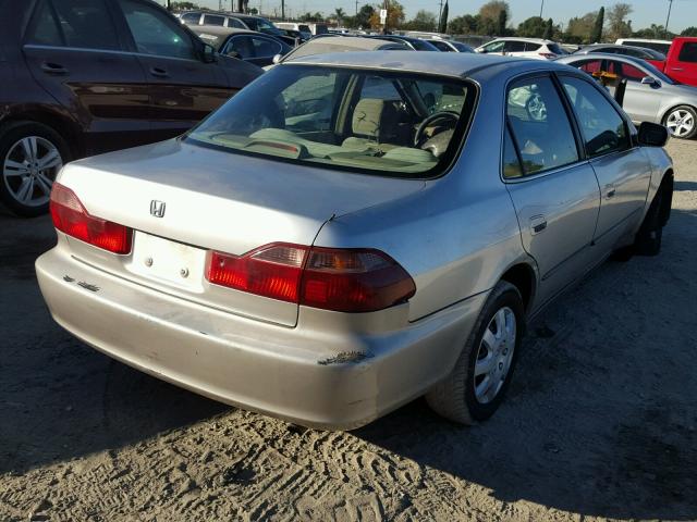 JHMCG6652XC030719 - 1999 HONDA ACCORD LX SILVER photo 4