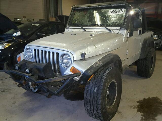 1J4FA39S85P357030 - 2005 JEEP WRANGLER X SILVER photo 2