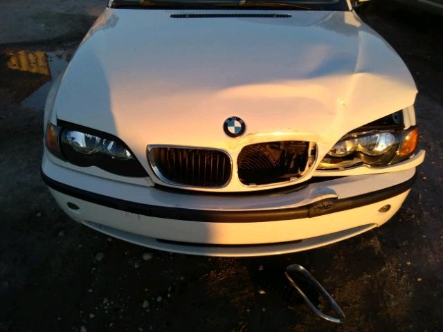 WBAET37464NJ82056 - 2004 BMW 325 I WHITE photo 7