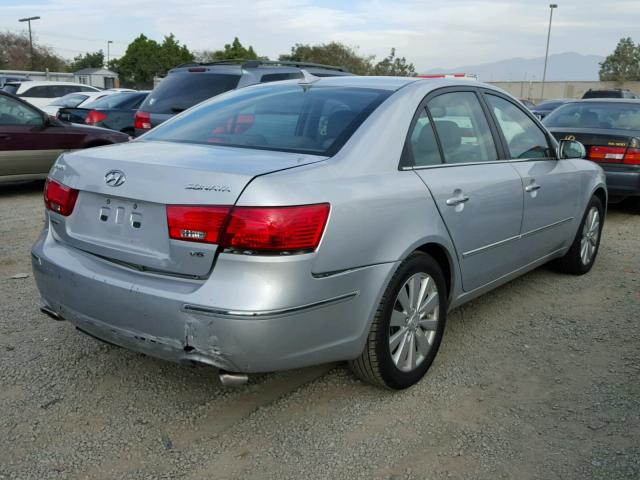 5NPEU4AF7AH601107 - 2010 HYUNDAI SONATA SE SILVER photo 4