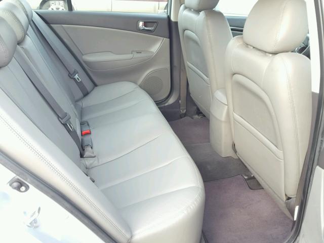 5NPEU4AF7AH601107 - 2010 HYUNDAI SONATA SE SILVER photo 6