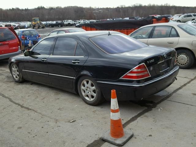 WDBNG75J22A241825 - 2002 MERCEDES-BENZ S 500 BLACK photo 3