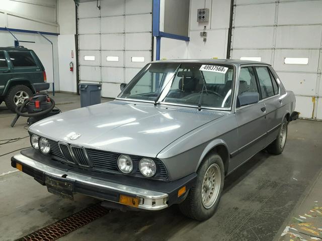 WBADK8307J9901060 - 1988 BMW 528 E AUTO SILVER photo 2