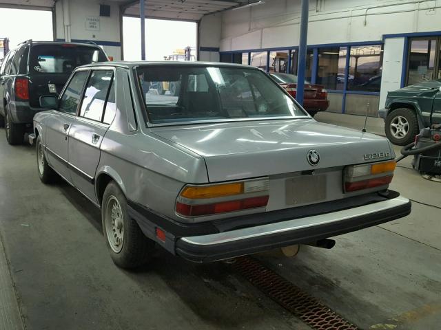 WBADK8307J9901060 - 1988 BMW 528 E AUTO SILVER photo 3